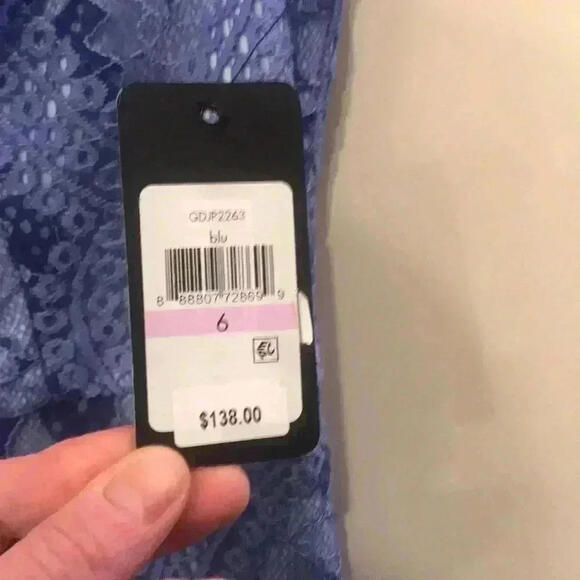 Guess dress size 6, blue lace, NWT - Picture 4 of 4